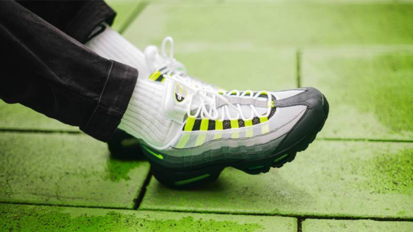 Giày Nike Air Max 95 OG 'Neon' 2015 554970-071 - Ảnh 4