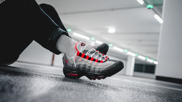 Giày Nike Air Max 95 OG 'Solar Red' AT2865-100 - Ảnh 6