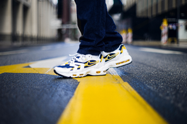 Giày Nike Air Max 96 2 'Goldenrod' CZ1921-100 - Ảnh 4