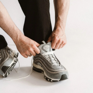 Alternative view of Giày Nike Air Max 97 'Smoke Grey Metallic Silver' DR0157-001