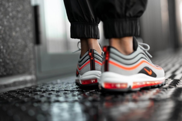 Giày Nike Air Max 97 'Wolf Grey Radiant Red' DB4611-002 - Ảnh 3