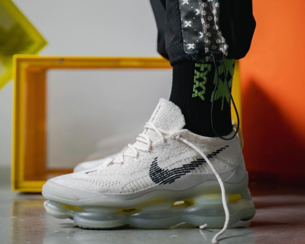 Giay Nike Air Max Scorpion FK 'Lemon Wash' DJ4701-001