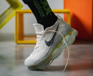 Giay Nike Air Max Scorpion FK 'Lemon Wash' DJ4701-001