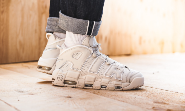 Giày Nike Air More Uptempo 96 'White Midnight' DH8011-100 - Ảnh 2