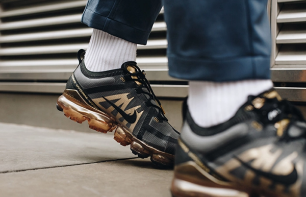 Giày Nike Air VaporMax 2019 'Black Gold' AR6631-002 - Ảnh 2