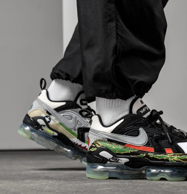 Giày Nike Air VaporMax Evo 'Collector's Closet' DD3054-001 - Ảnh 5