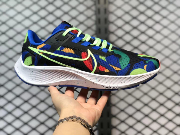 Giày Nike Air Zoom Pegasus 38 'Run Past The Future' DD1827-001 - Ảnh 4