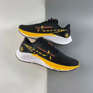 Giay Nike Air Zoom Pegasus 38 'Black University Gold' DM7602-001