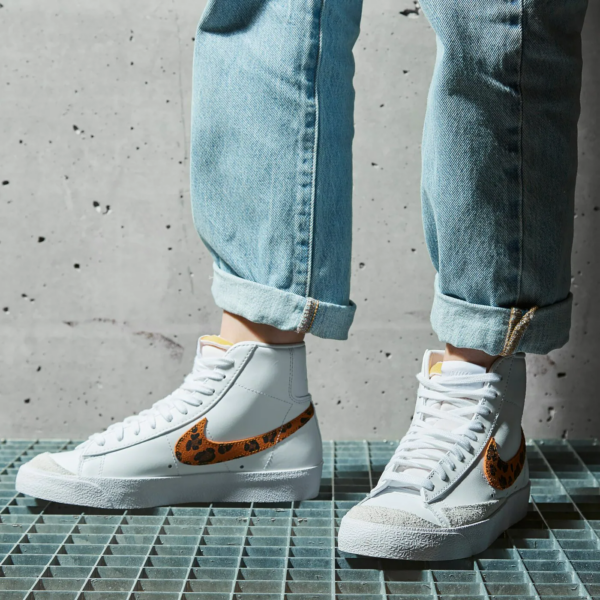 Giày Nike Wmns Blazer Mid '77 SE 'Snakeskin' DA8736-100 - Ảnh 4