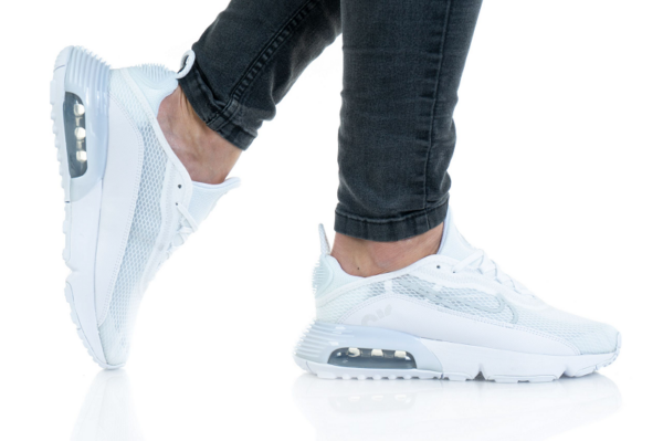 Giày Nike Air Max 2090 'Triple White' CJ4066-102 - Ảnh 3