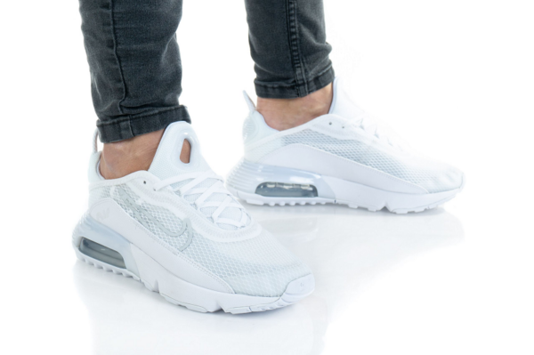 Giày Nike Air Max 2090 'Triple White' CJ4066-102 - Ảnh 2
