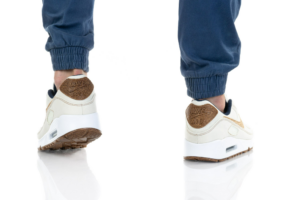 Alternative view of Giày Nike Air Max 90 'Cork Coconut Milk' DD0385-100