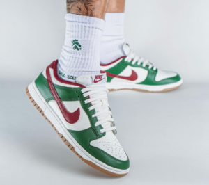 Giay Nike Dunk Low 'Gorge Green' FB7160-161