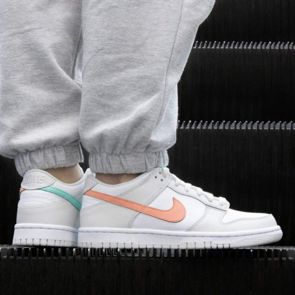 Giày Nike Dunk Low GS 'Tropical Twist' CW1590-101 - Ảnh 4