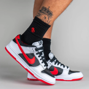 Giay Nike Dunk Low 'White Black Red' FD9762-061