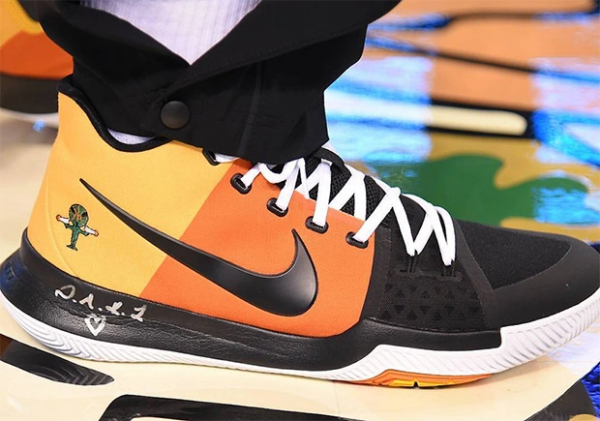 Giày Nike Kyrie 3 'Raygun' AR4567-900 - Ảnh 4