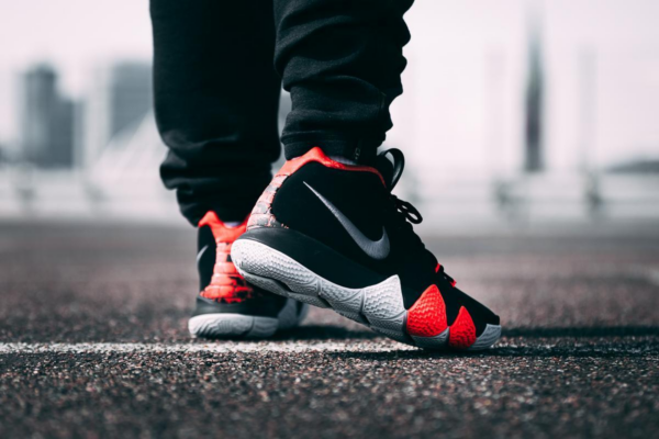 Giày Nike Kyrie 4 '41 For The Ages' 943806-005 - Ảnh 7