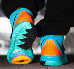 Alternative view of Giày Nike Kyrie 6 'Oracle Aqua' BQ4630-300