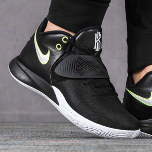 Alternative view of Giày Nike Kyrie Flytrap 3 EP 'Black Volt' CD0191-001