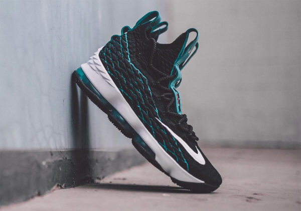 Giày Nike LeBron 15 'Griffey' PE AR5126-001 - Ảnh 7
