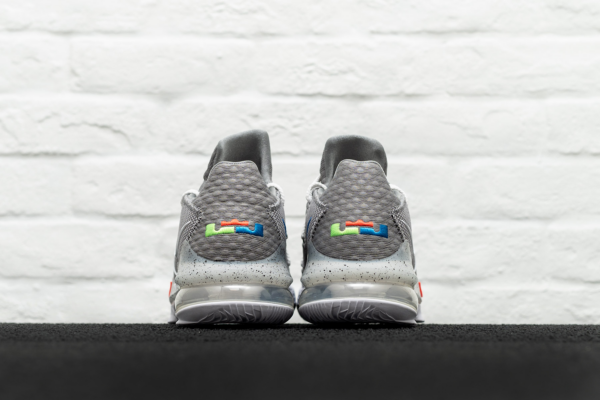 Giày Nike LeBron 17 Low 'Particle Grey' CD5007-004 - Ảnh 7