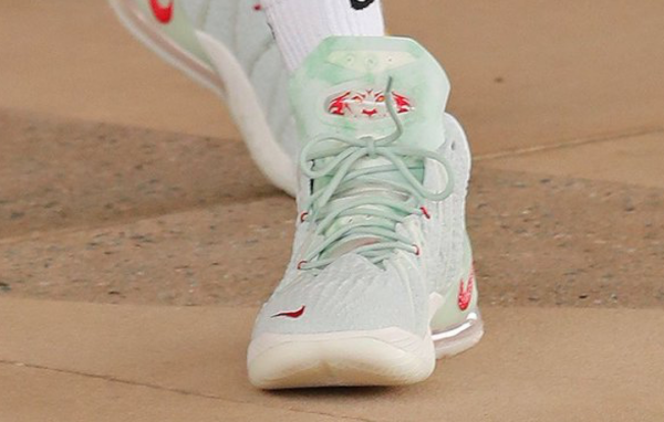 Giày Nike LeBron 18 GS 'Empire Jade' CT4677-002 - Ảnh 7