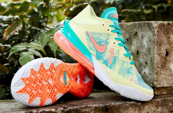 Giày Nike LeBron 18 Low 'LeBronold Palmer' CV7562-300 - Ảnh 4