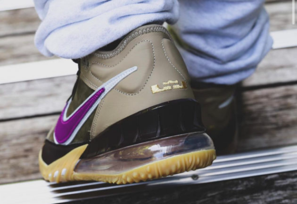 Giày Nike Atmos x LeBron 18 Low EP 'Viotech' CW5635-200 - Ảnh 3