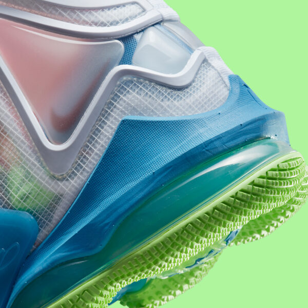 Giày Nike LeBron 19 'Blue Pomegranate' DC9339-400 - Ảnh 4