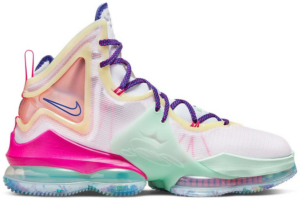 Giày Nike LeBron 19 Valentine's Day DH8460-900