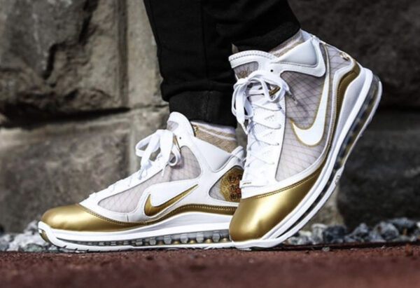 Giày Nike Air Max LeBron 7 QS GS 'China Moon' 2020 CK0719-100 - Ảnh 4
