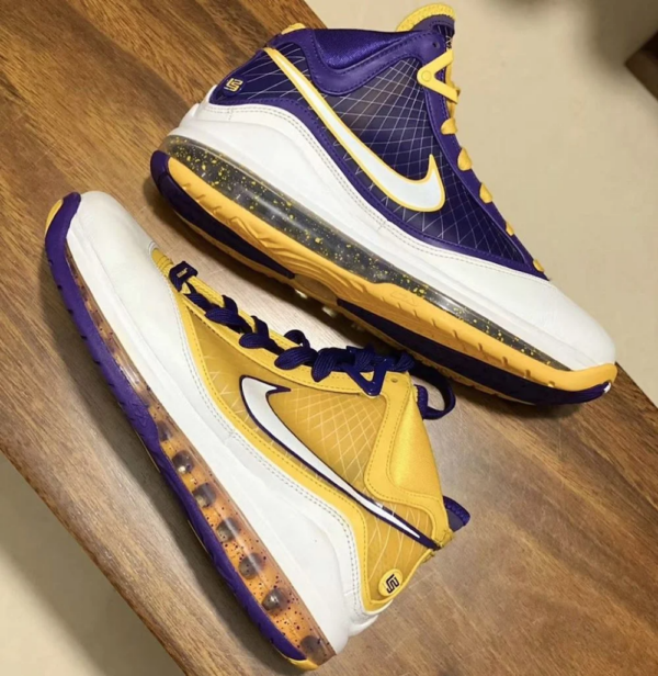 Giày Nike LeBron 7 GS QS 'Media Day' DA3203-500 - Ảnh 3