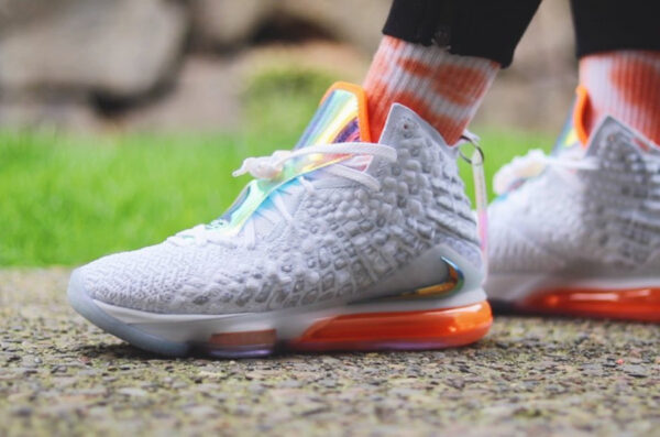 Giày Nike LeBron 17 Future Air CT3843-100 - Ảnh 4