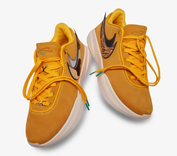 Giay Nike LeBron 20 'Art Basel South Beast' DQ3828-700