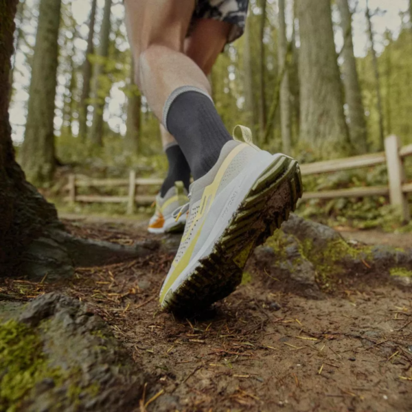Giay Nike React Pegasus Trail 4 'Light Iron Ore Volt' DJ6158-002