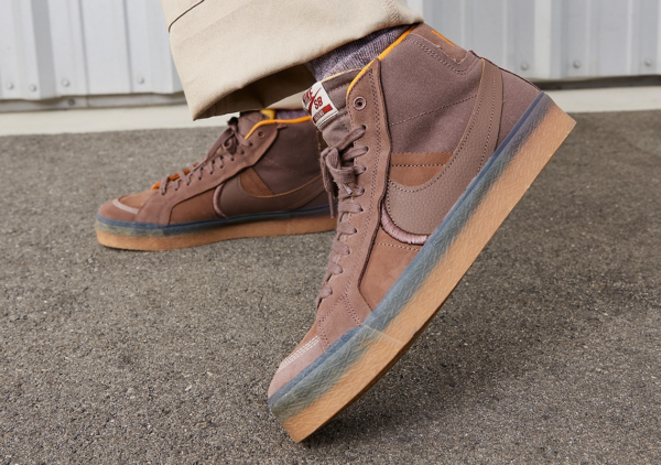 Giay Nike SB Zoom Blazer Mid PRM Plus 'Plum Eclipse Gum' DV5468-200