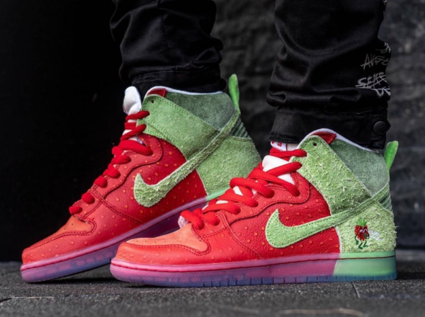 Giày Nike Dunk High SB 'Strawberry Cough' CW7093-600 - Ảnh 4
