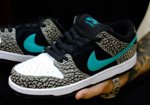 Alternative view of Giày Nike SB Dunk Low 'Atmos Elephant' BQ6817-009