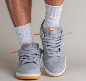 Giay Nike SB Dunk Low 'Orange Label Grey Gum' DV5464-001