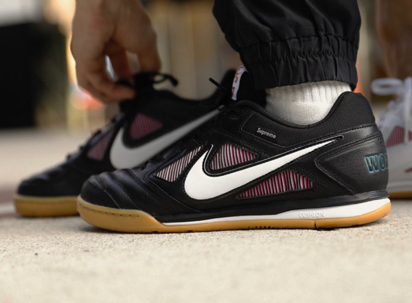 Giày Nike Supreme x Gato SB 'Black' AR9821-001 - Ảnh 2