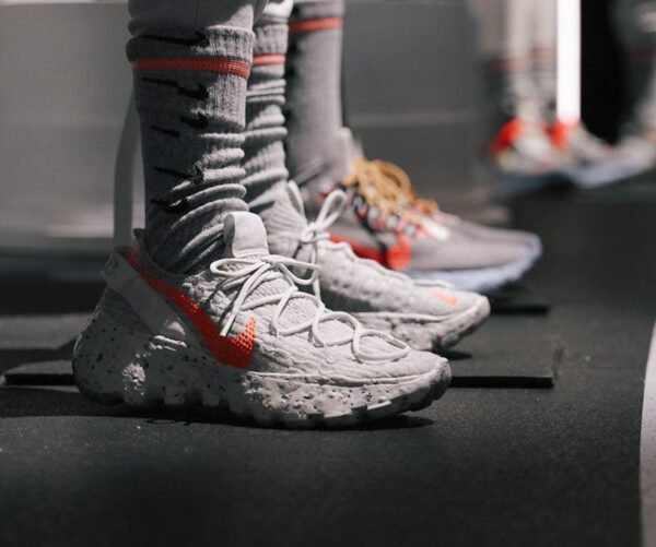 Giày Nike Space Hippie 04 'This Is Trash Crimson' CD3476-100 - Ảnh 3