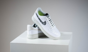 Alternative view of Giày Nike Air Force 1 07 SE Recycled Wool Pack White Black DA6682-100