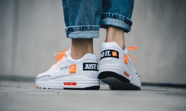 Giày Nike WMNS Air Max 1 Lux' Just Do It' 917691-100 - Ảnh 5