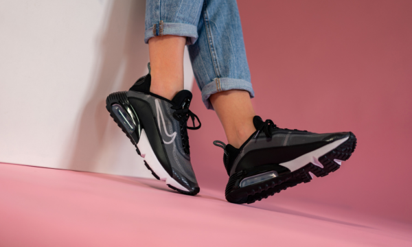 Giày Nike Wmns Air Max 2090 'Black' CK2612-002 - Ảnh 2