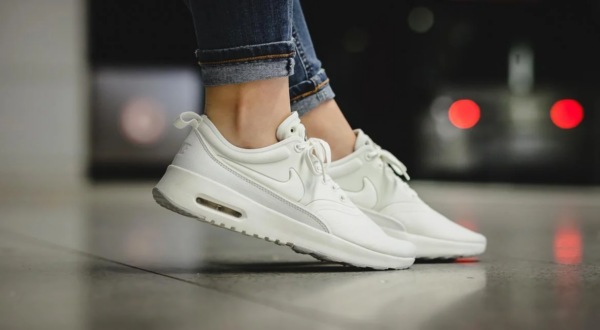 Giày Nike Wmns Air Max Thea 'Triple White' 599409-104 - Ảnh 3
