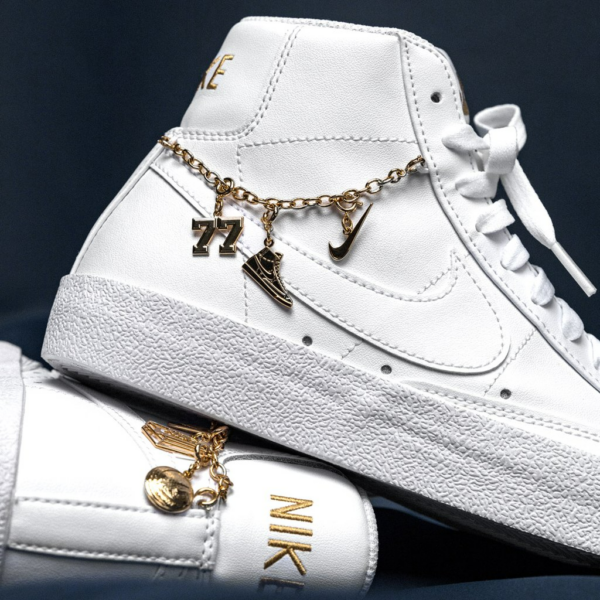 Giay Nike Wmns Blazer Mid '77 LX 'Lucky Charms White' DM0850-100