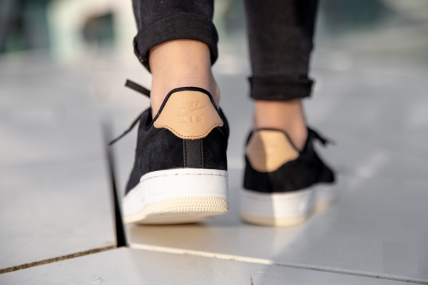 Giay Nike Air Force 1 Low 'Black Cream' 896185-006