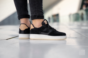 Giay Nike Air Force 1 Low 'Black Cream' 896185-006