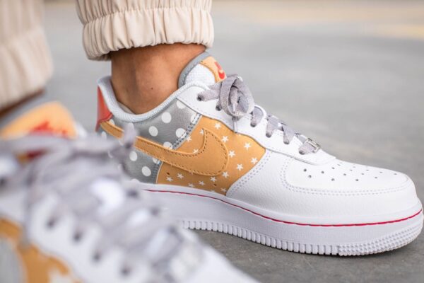 Giày Nike Wmns Air Force 1 Low 'Metallic Gold' CT3437-100 - Ảnh 3