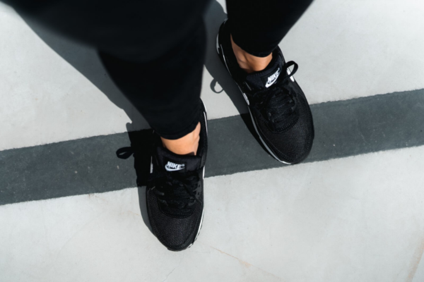 Giày Nike Wmns Air Max 90 'Black White' CQ2560-001 - Ảnh 5